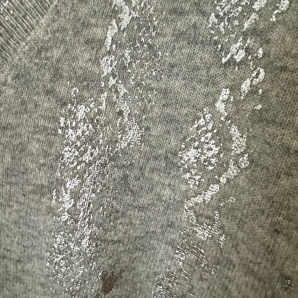 Brodie Fine Cashmere Gray Metallic Foil V-Neck Sweater | Women’s L - Picture 5 of 8